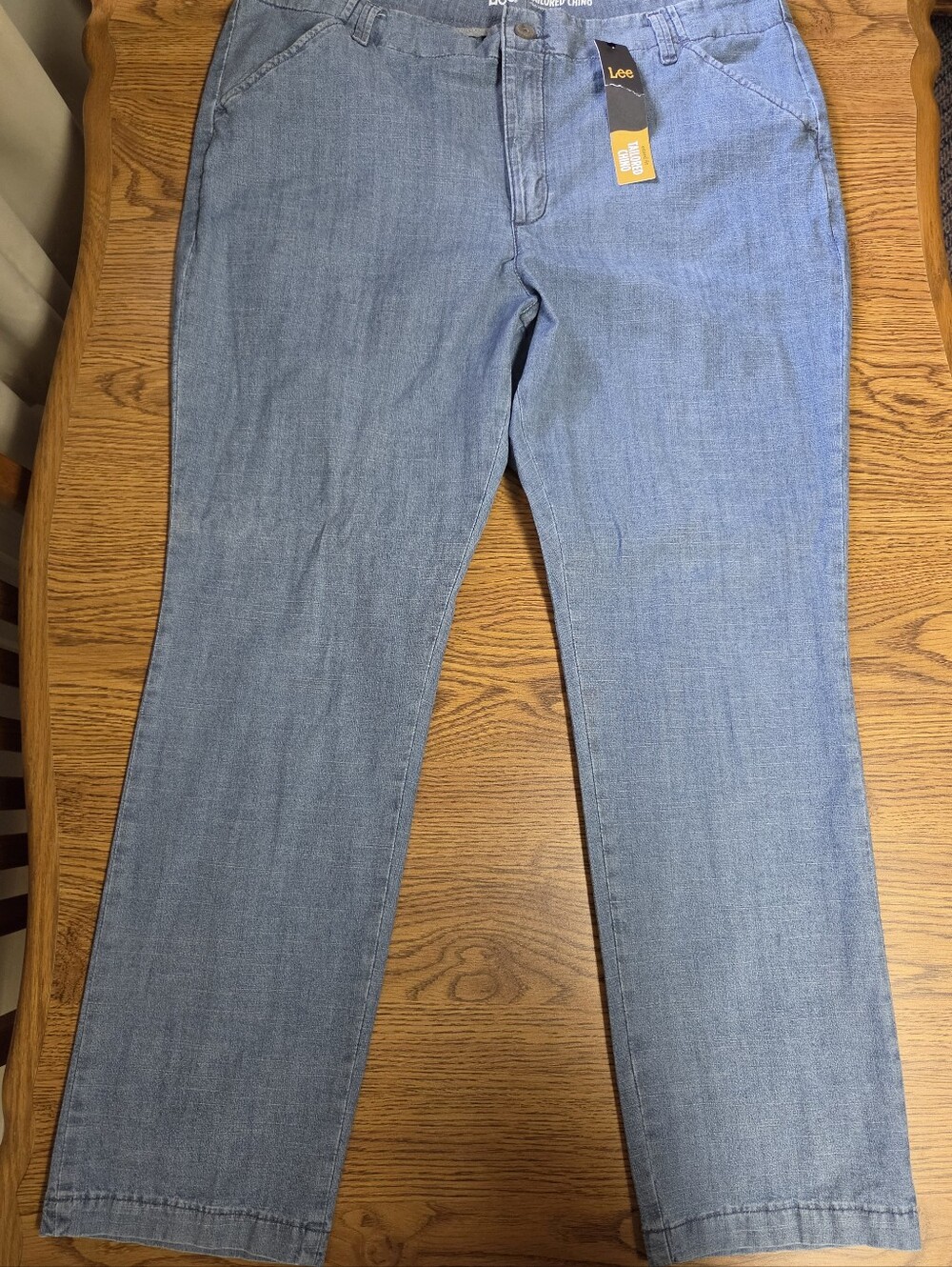 NWT Lee Tailored Chino Straight Fit Chambry  Light Blue Jeans Size 18S